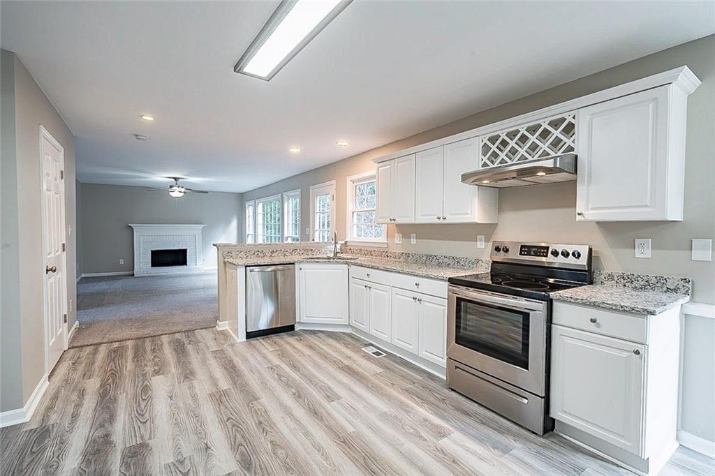 329 Hunters Trace