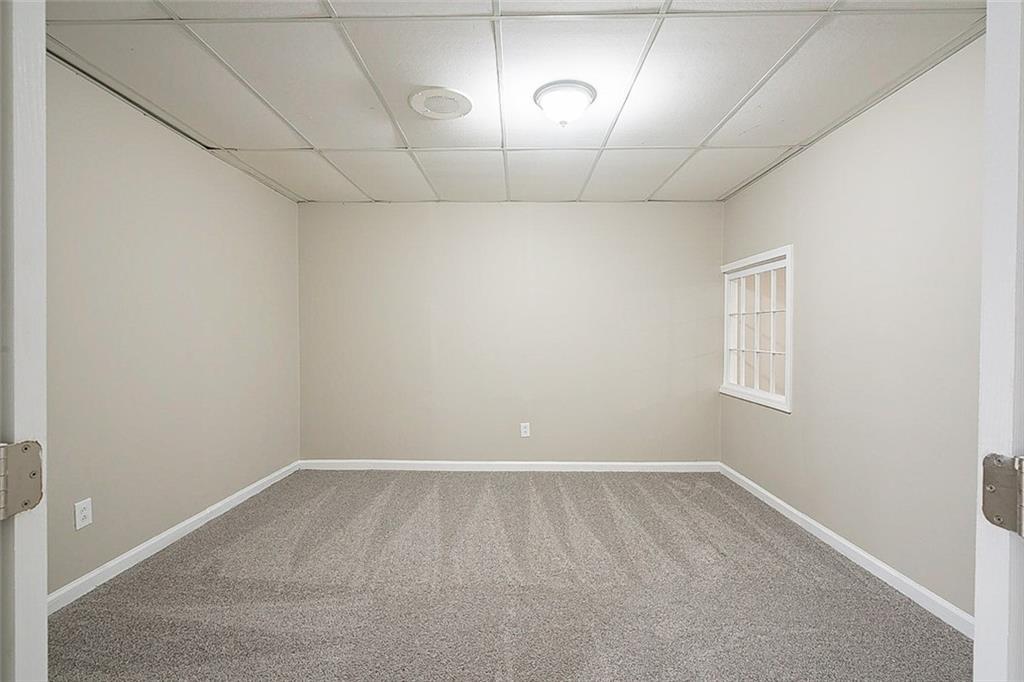 329 Hunters Trace