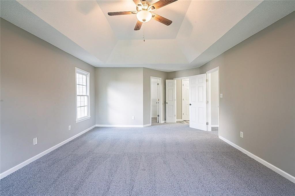 329 Hunters Trace