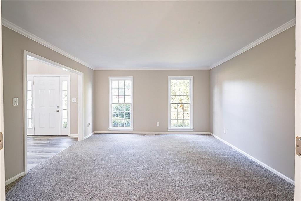 329 Hunters Trace