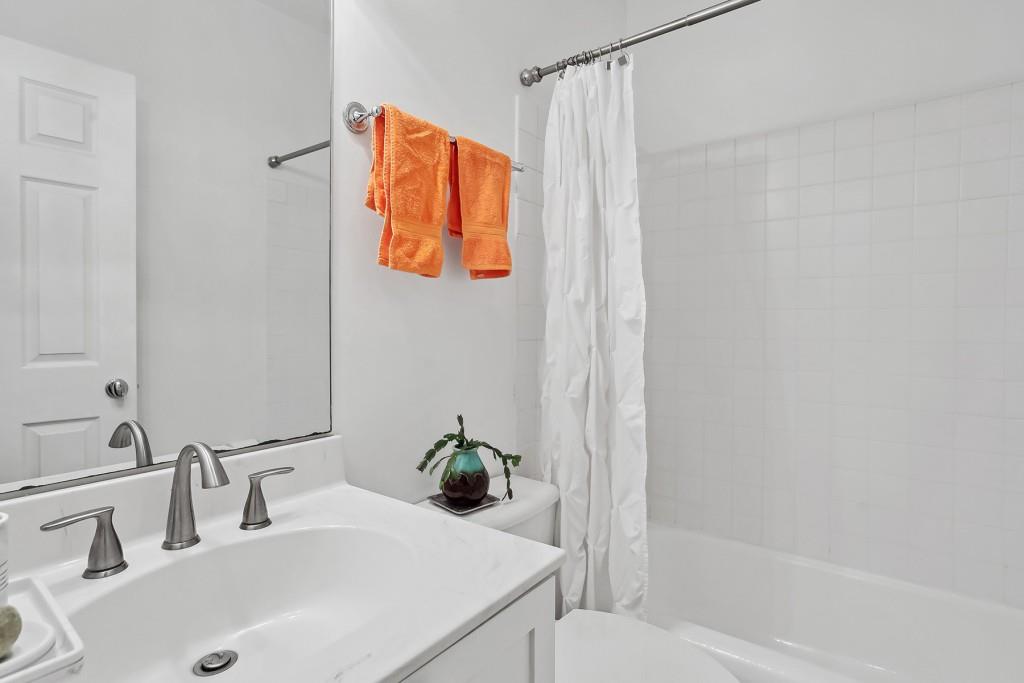 3675 Peachtree Road NE Unit 54