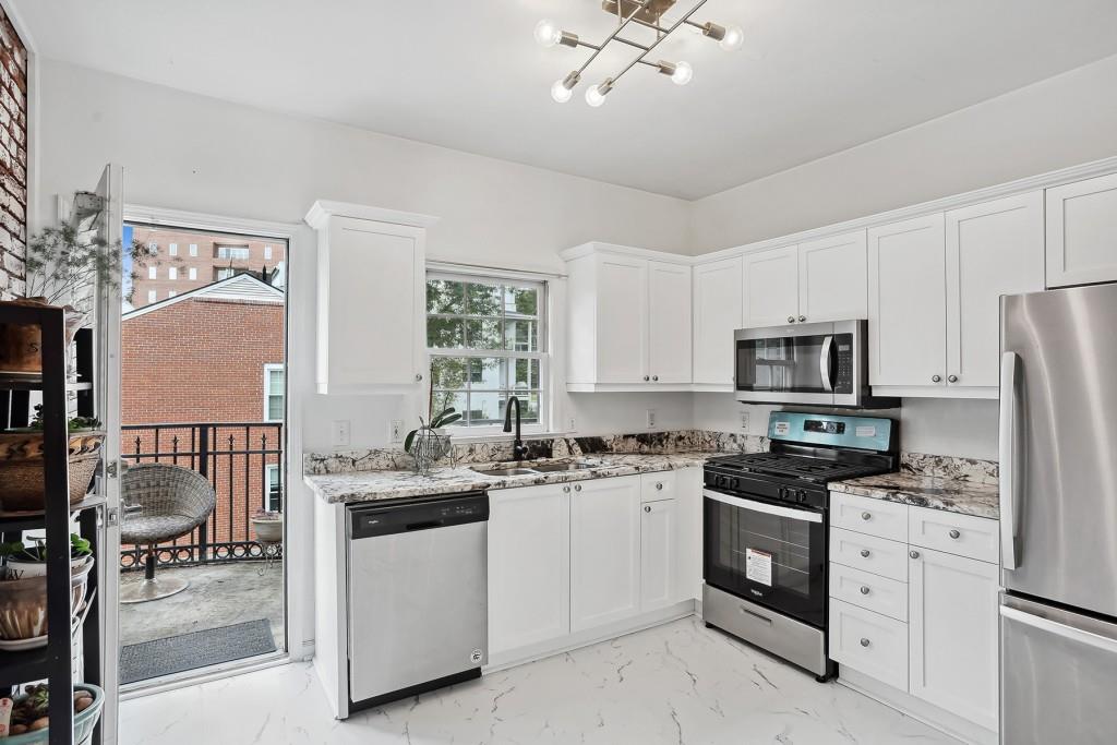 3675 Peachtree Road NE Unit 54
