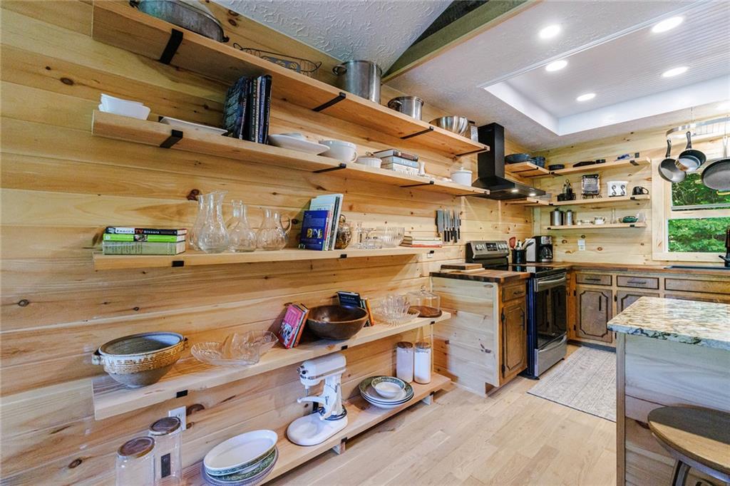 522 Saddleback Circle