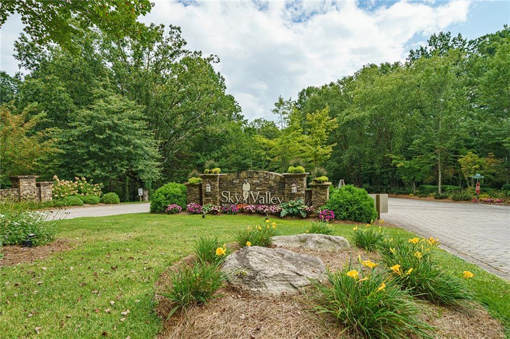 522 Saddleback Circle