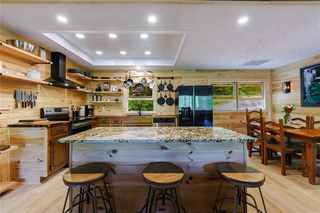 522 Saddleback Circle