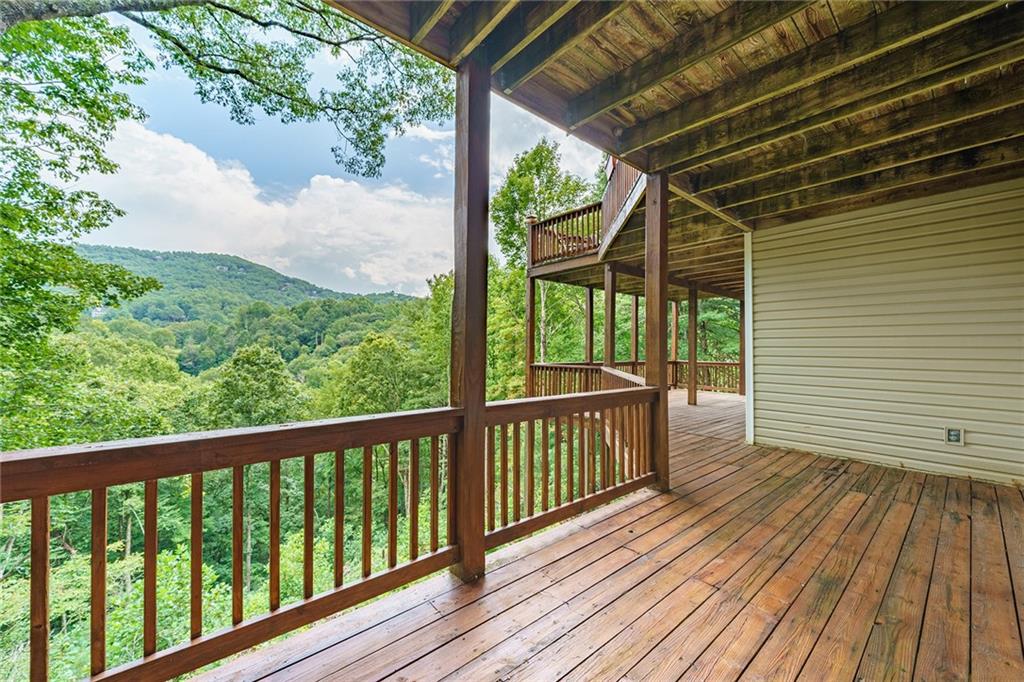 522 Saddleback Circle