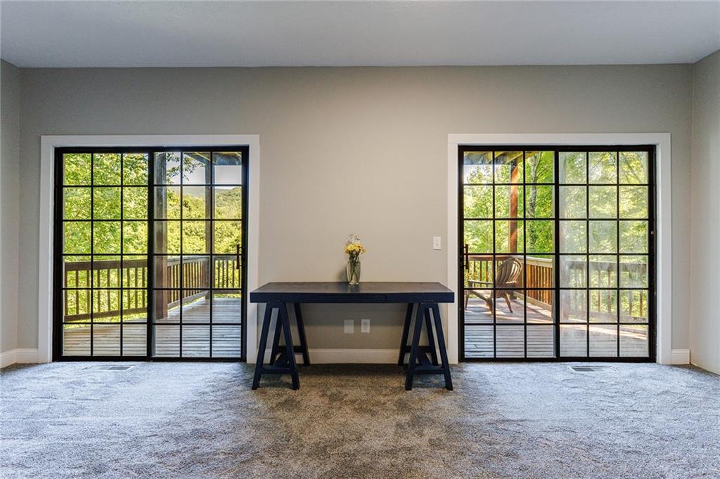 522 Saddleback Circle
