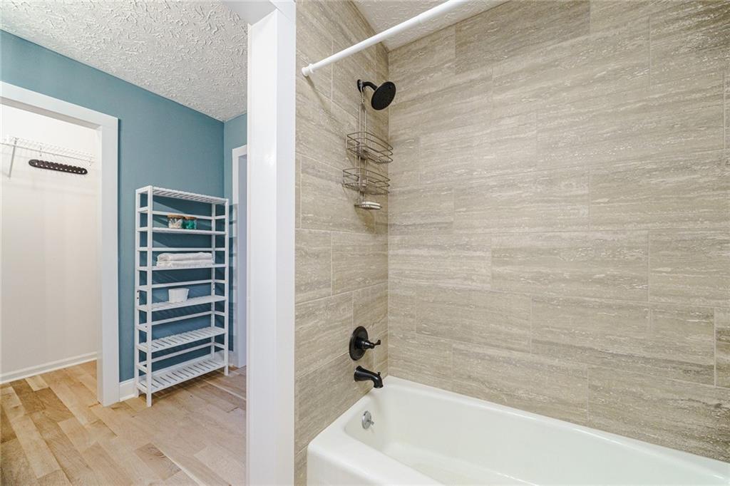 522 Saddleback Circle
