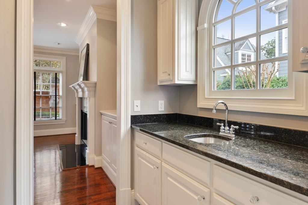 3424 Paces Ferry Circle SE
