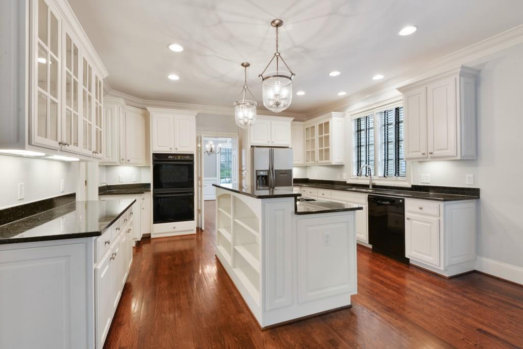 3424 Paces Ferry Circle SE