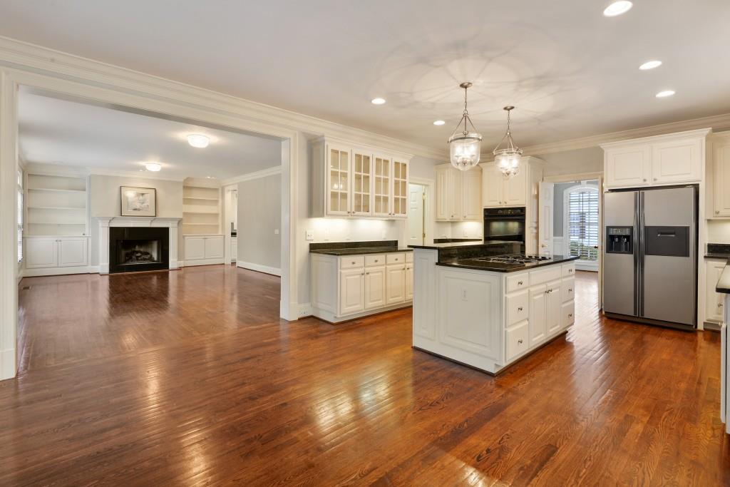 3424 Paces Ferry Circle SE