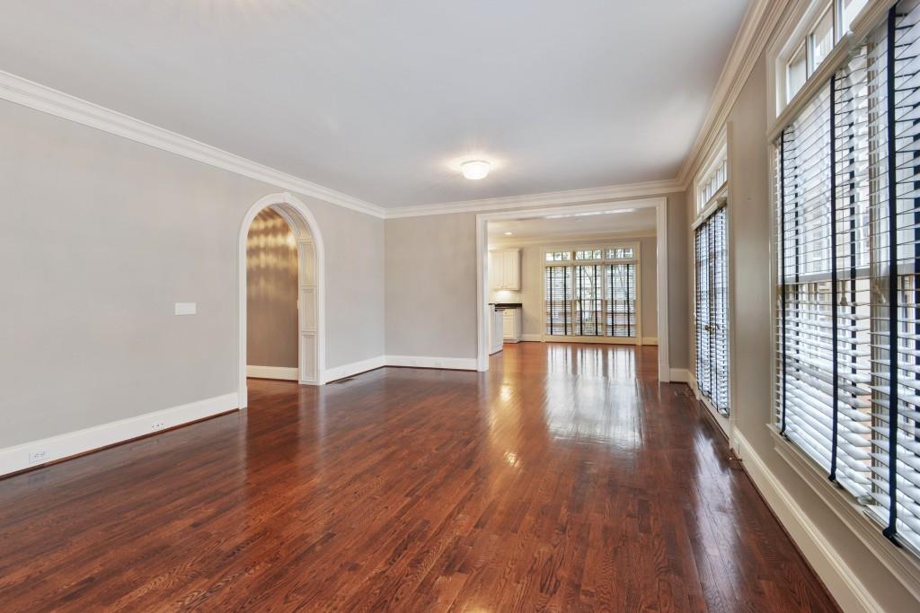 3424 Paces Ferry Circle SE