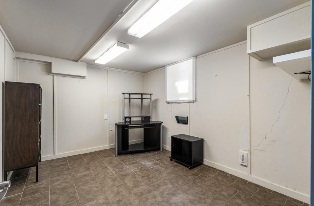 1055 Vistavia Circle