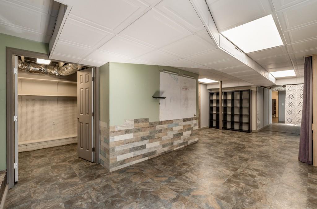 1055 Vistavia Circle