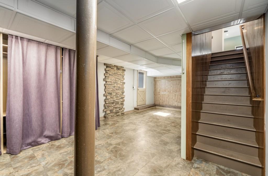 1055 Vistavia Circle