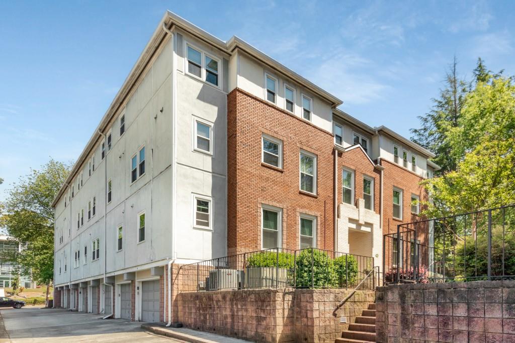 1170 N Highland Avenue NE Unit A4