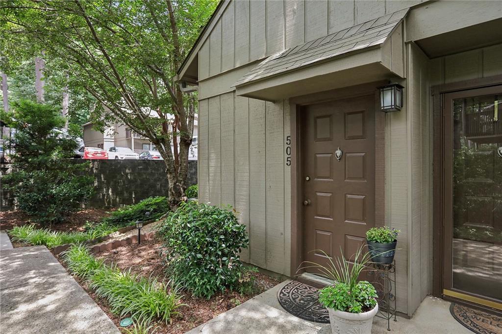 505 Cumberland Court SE