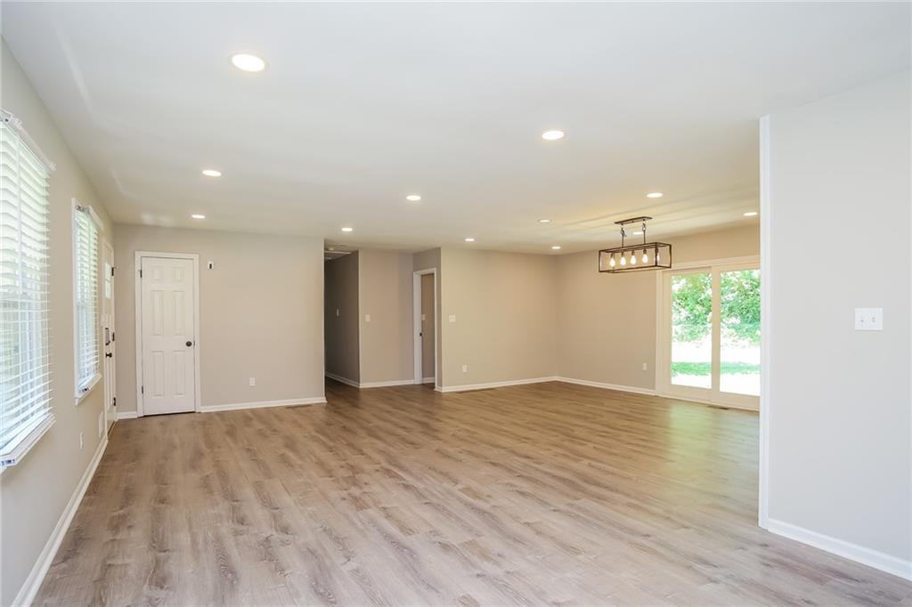 3283 Clearview Drive SW