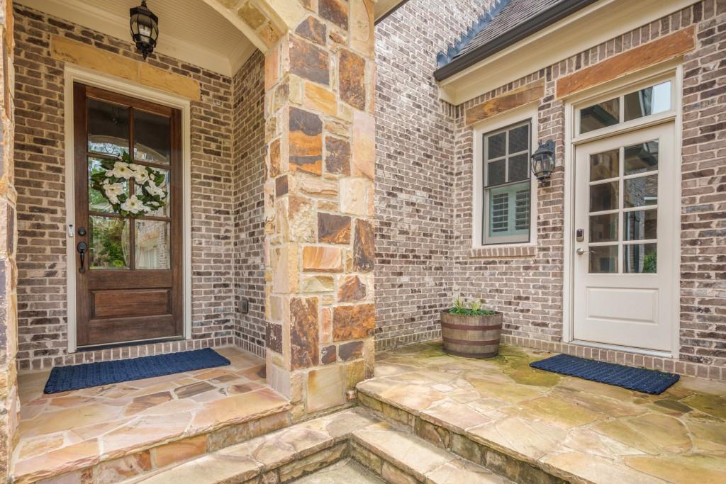 2700 Vinings Orchard Circle