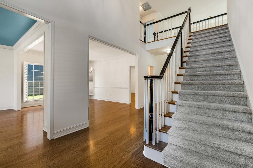 1106 Queensgate Drive