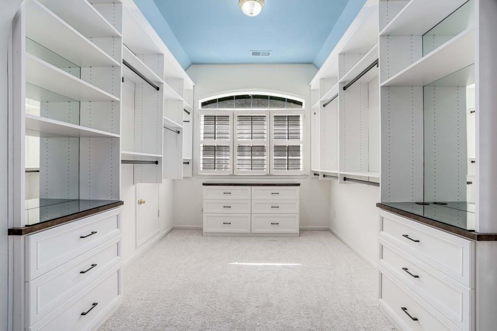 1106 Queensgate Drive