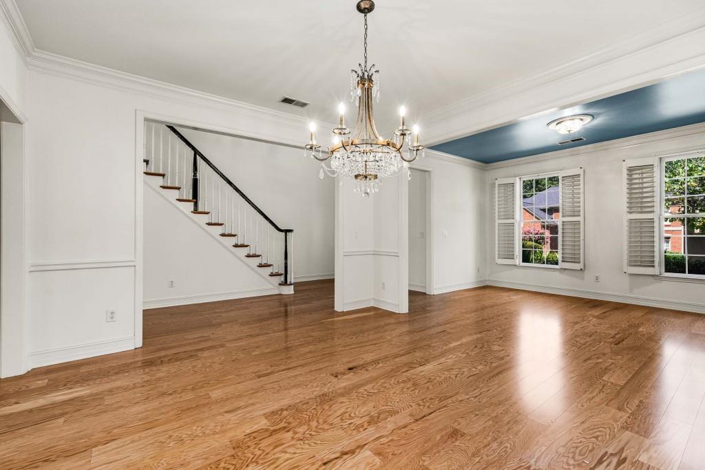 1106 Queensgate Drive