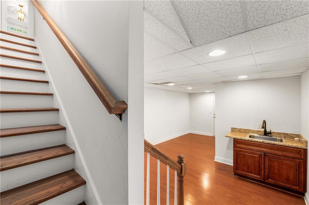 2869 Old Sewell Road