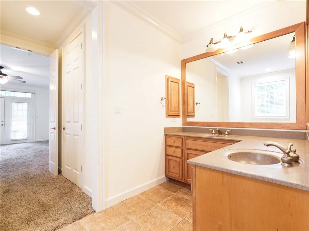 4955 Ivy Ridge Drive SE Unit 204