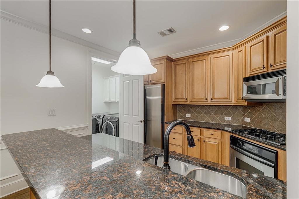 4955 Ivy Ridge Drive SE Unit 204