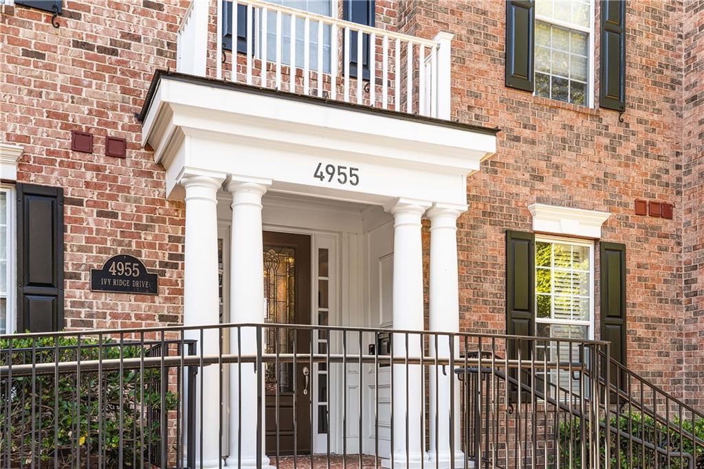 4955 Ivy Ridge Drive SE Unit 204