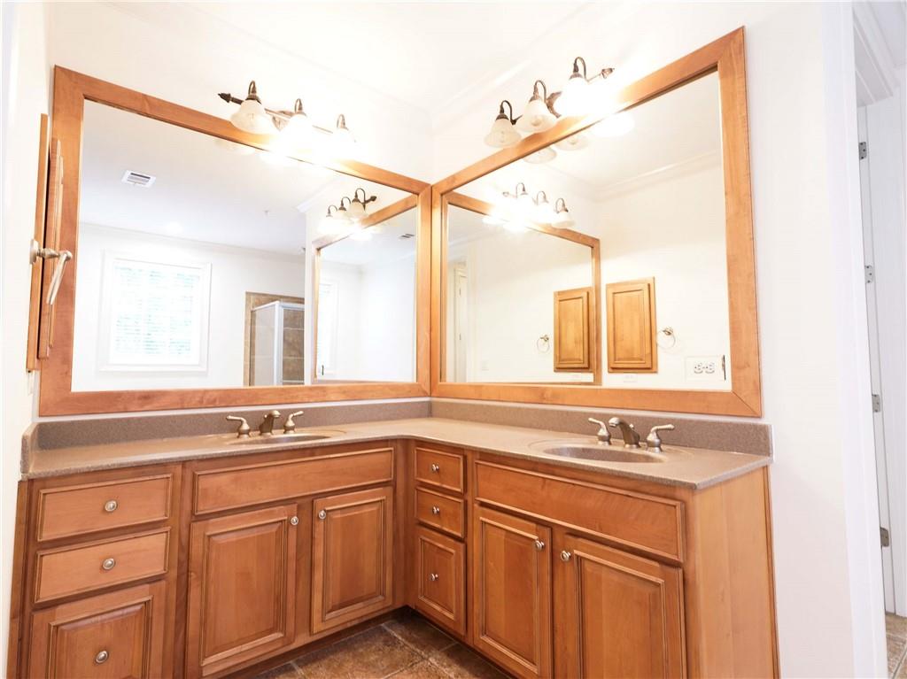 4955 Ivy Ridge Drive SE Unit 204