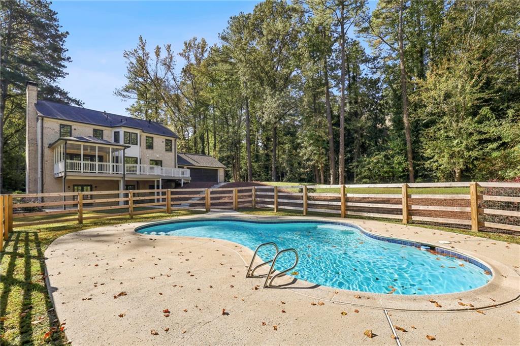 805 Wesley Oak Road NW