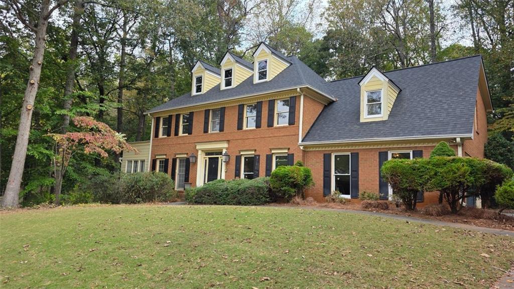 865 Ferncroft Court