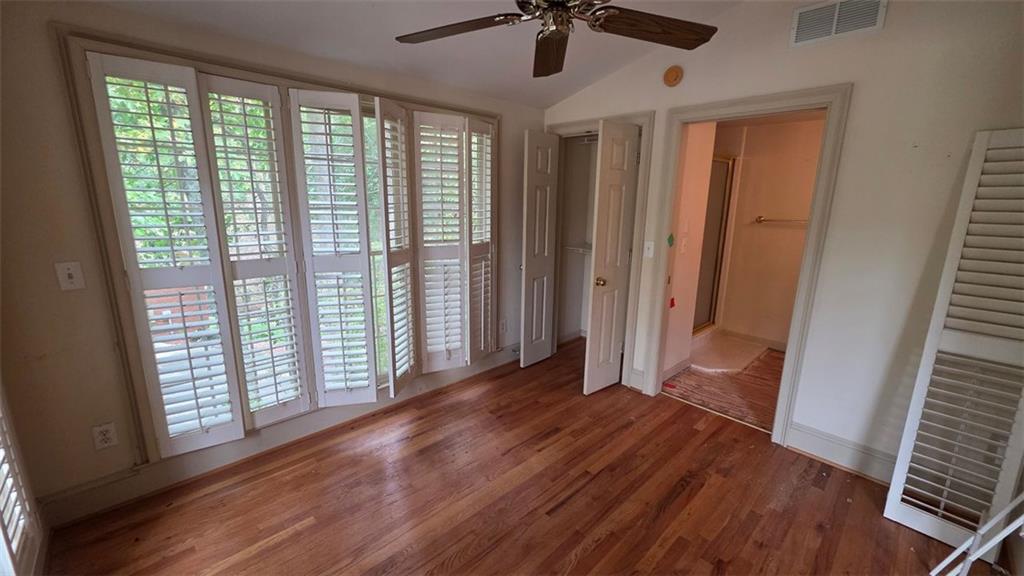865 Ferncroft Court