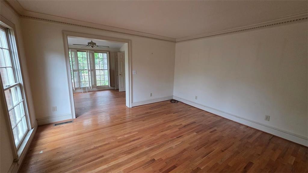865 Ferncroft Court