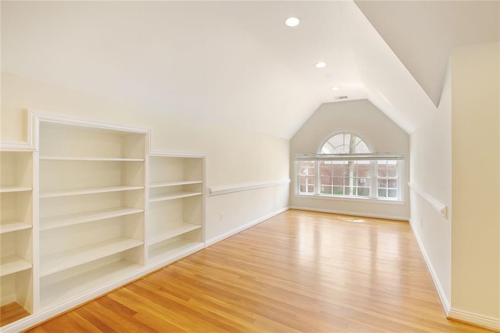 133 Brookview Circle
