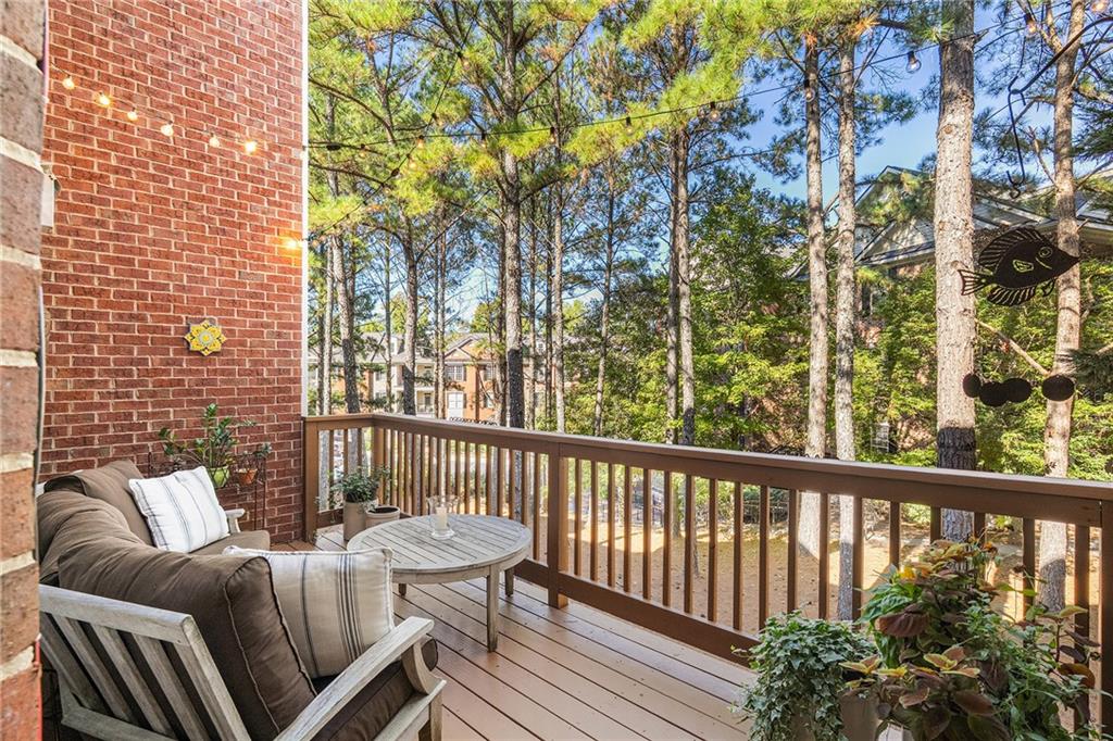 2311 English Ivy Court SE