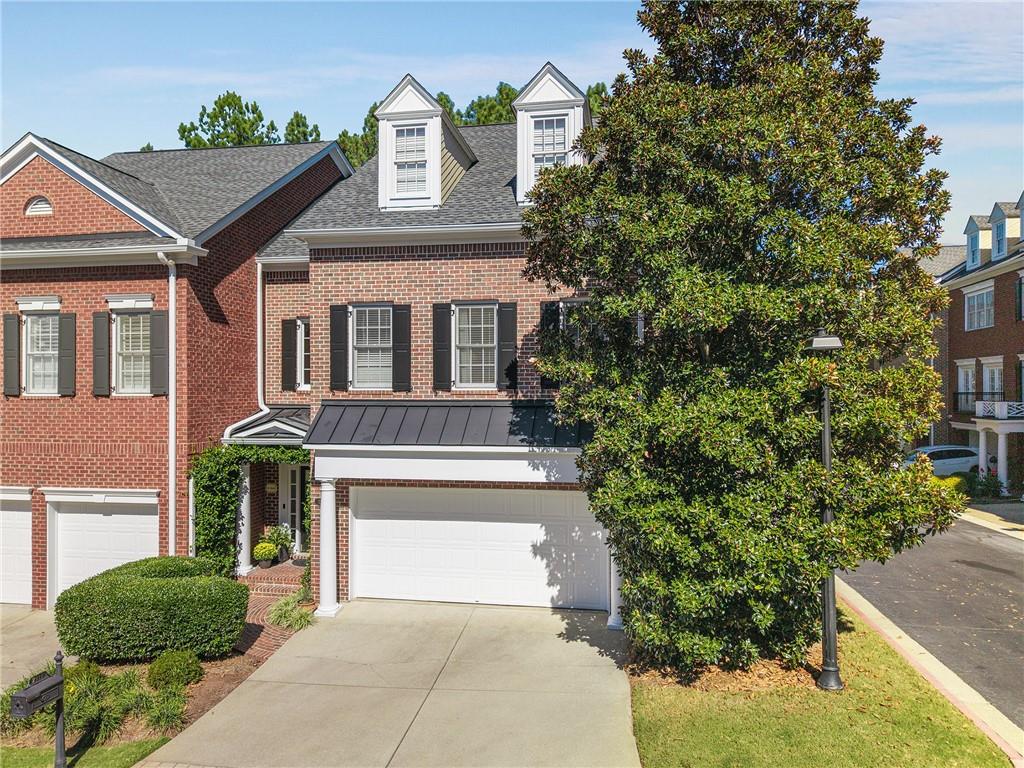 2311 English Ivy Court SE