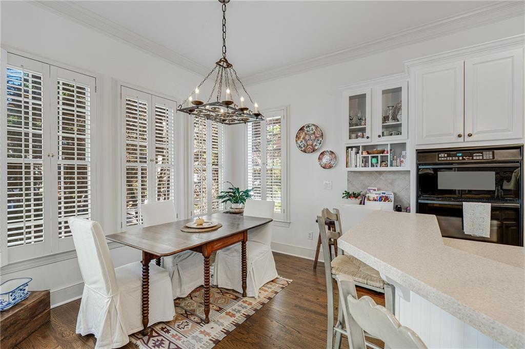 2311 English Ivy Court SE