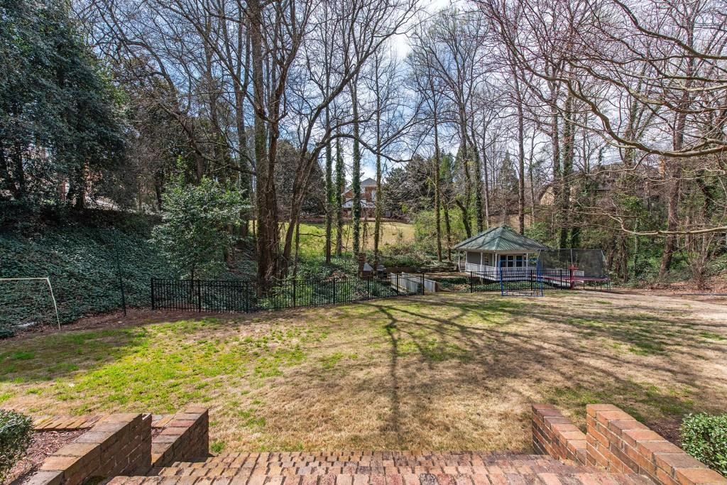 3211 Circle Oaks Drive SE