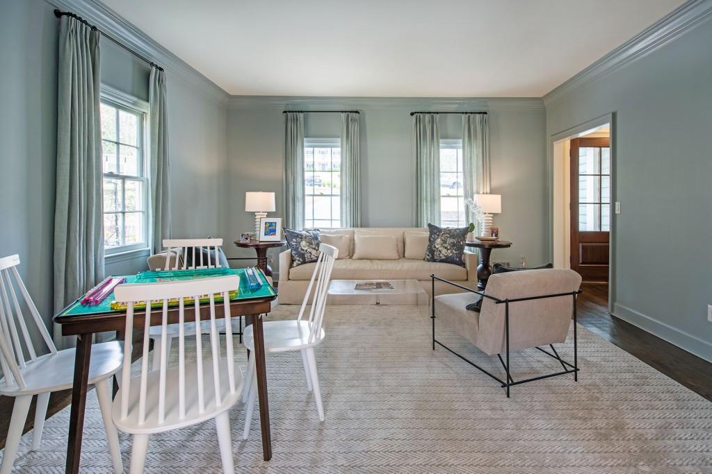 3211 Circle Oaks Drive SE