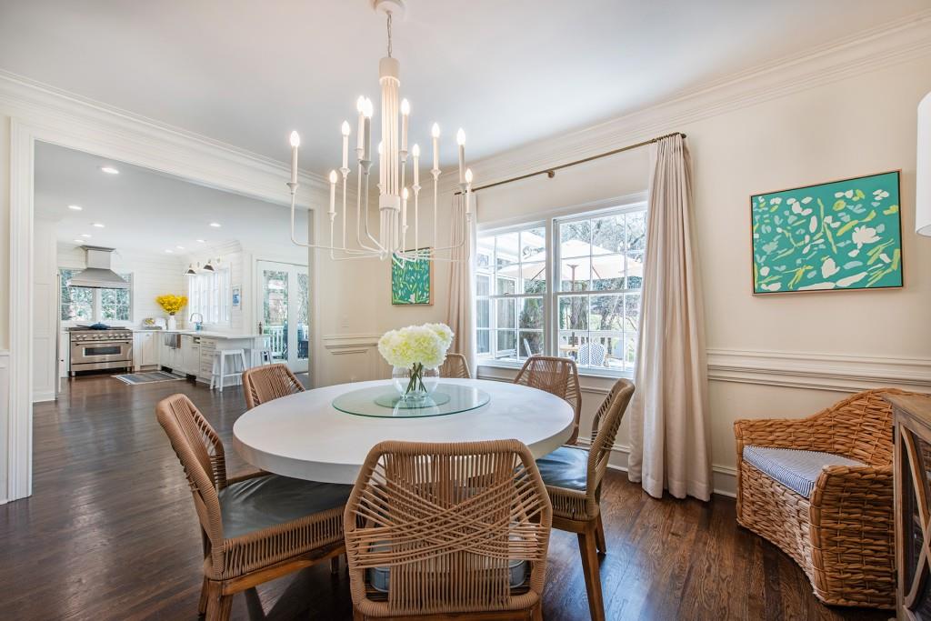 3211 Circle Oaks Drive SE