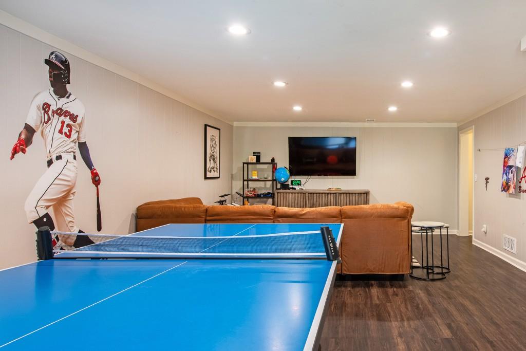 3211 Circle Oaks Drive SE