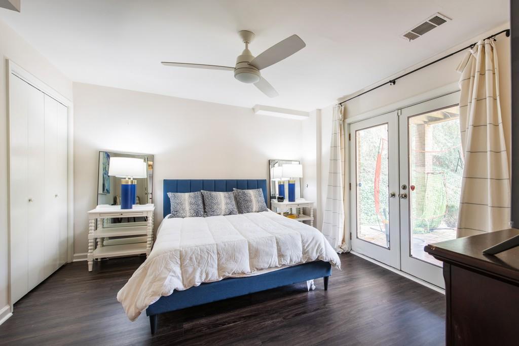 3211 Circle Oaks Drive SE