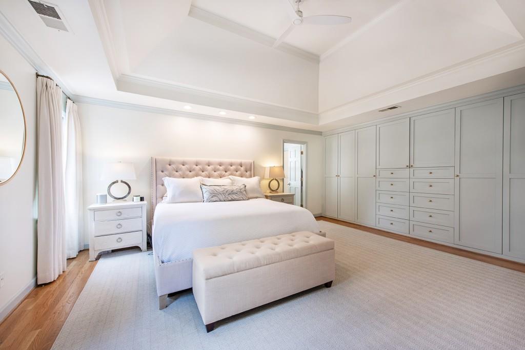 3211 Circle Oaks Drive SE