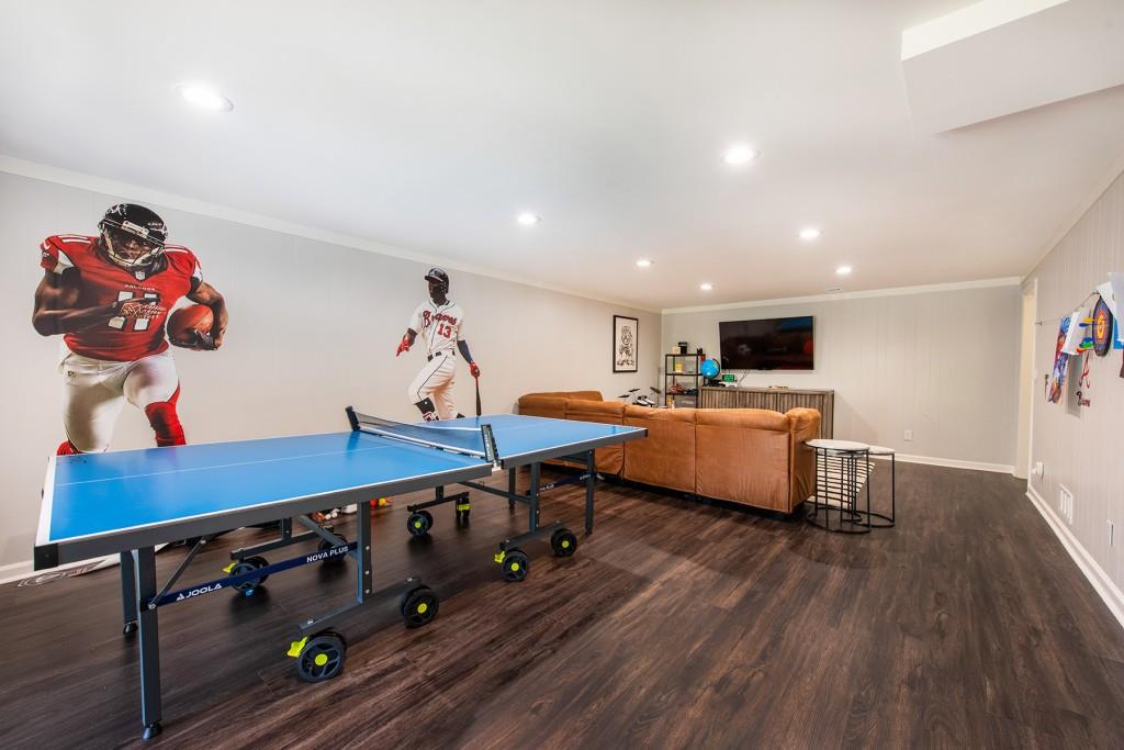 3211 Circle Oaks Drive SE