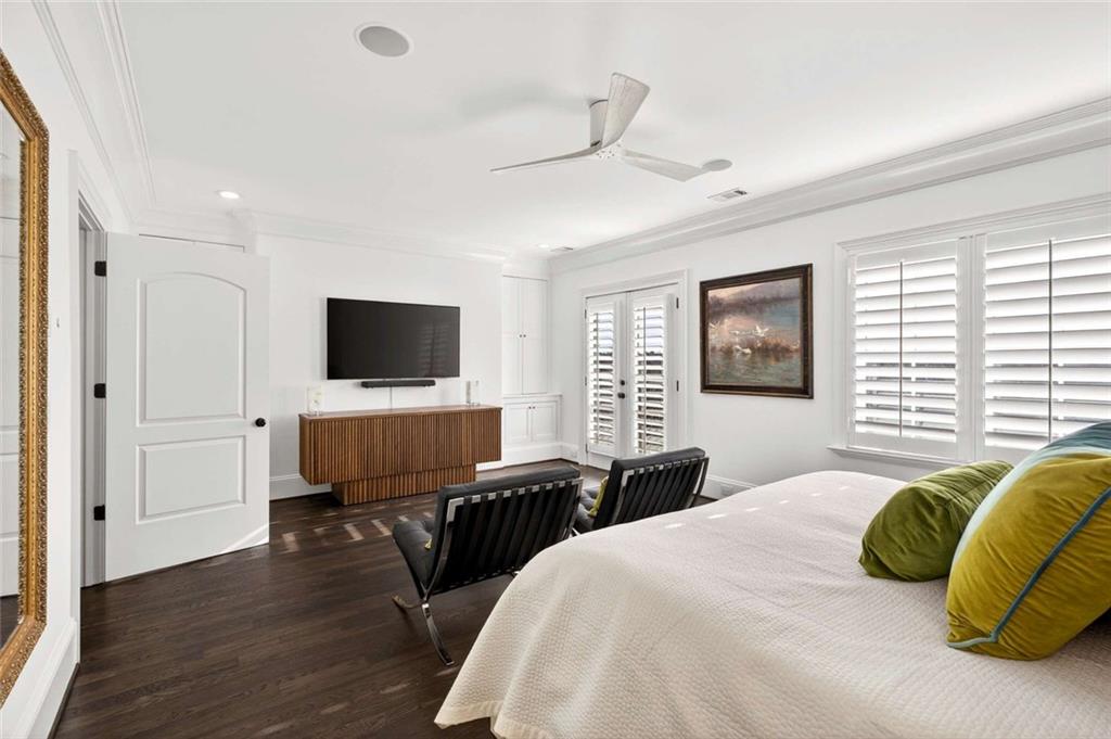 2832 Paces Lookout Lane SE