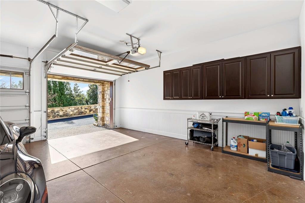 2832 Paces Lookout Lane SE