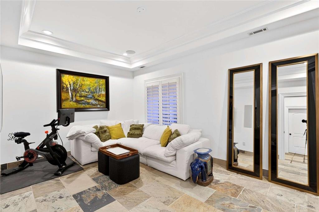 2832 Paces Lookout Lane SE