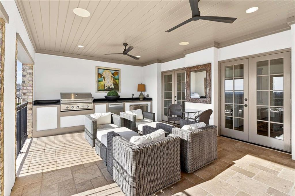 2832 Paces Lookout Lane SE